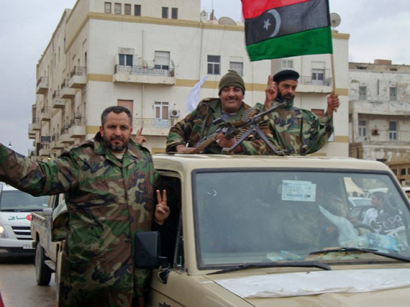 Un líder opositor asegura que Gadafi controla solo un 15 por ciento de Libia