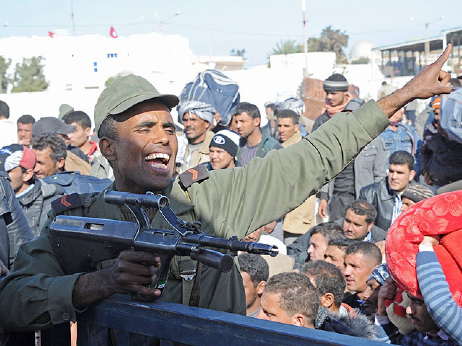 Gadafi, cada vez más atrincherado