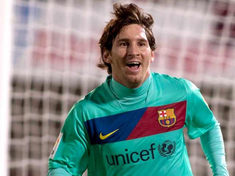 La inmaculada trayectoria del Barça aleja de la Liga a un Madrid gris fuera del Bernabéu