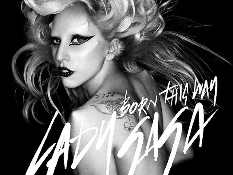 Una Lady Gaga alienígena alumbra el videoclip de "Born this way"
