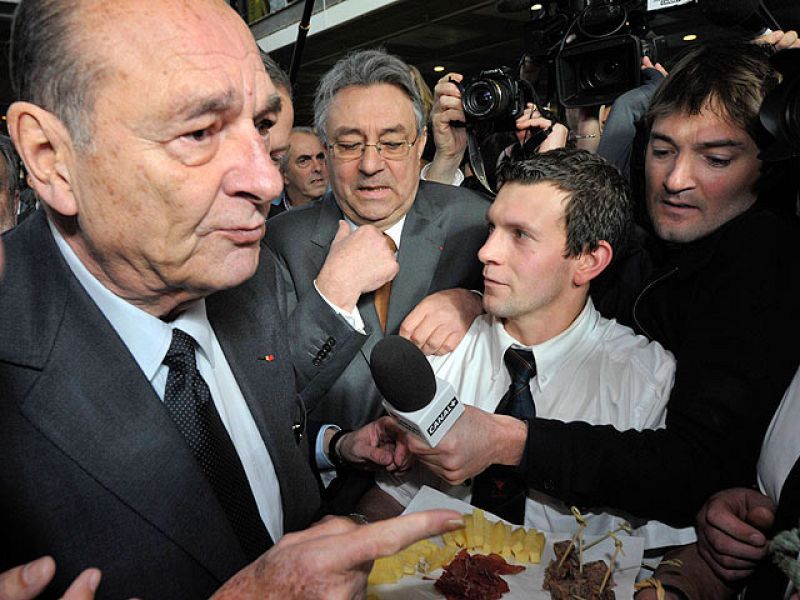 El juez acepta estudiar si los delitos de los que se acusa a Chirac han prescrito