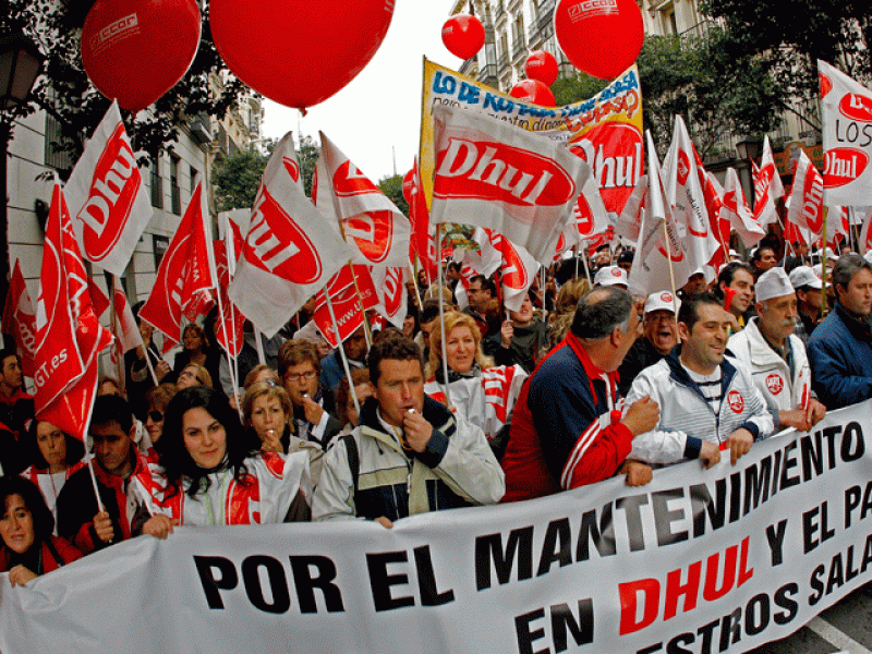 Cientos de personas se manifiestan en Madrid para defender el empleo en Nueva Rumasa