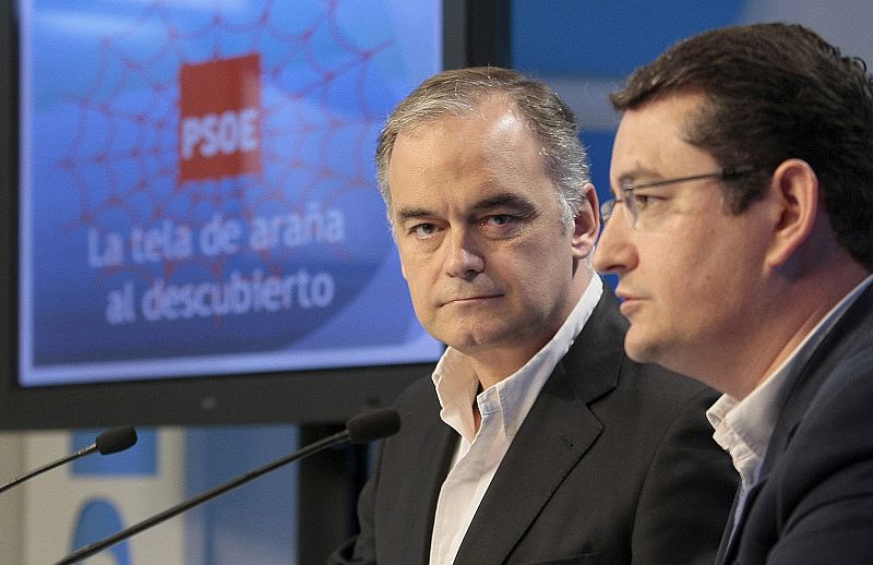 El PP anuncia una querella contra la Junta de Andalucía por "el monumental" fraude de los ERE