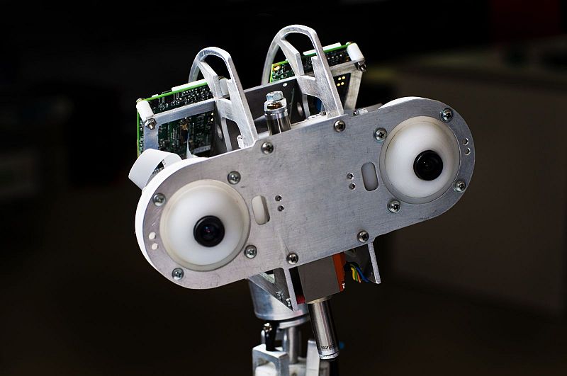 MUECAS, una cabeza robótica con vista artificial