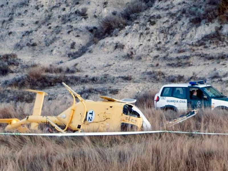 Rescatados los cadáveres de los seis muertos al estrellarse un helicóptero en Teruel