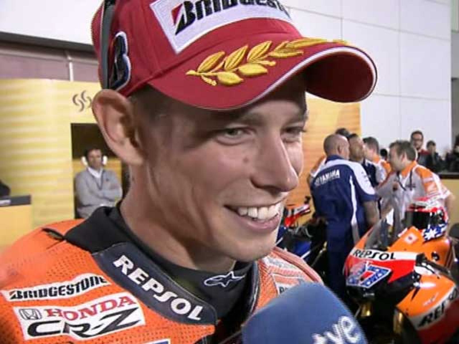 El piloto australiano de Repsol Honda, Casey Stoner, asegura que "no puedo estar más feliz" en su estreno con victoria con Honda.