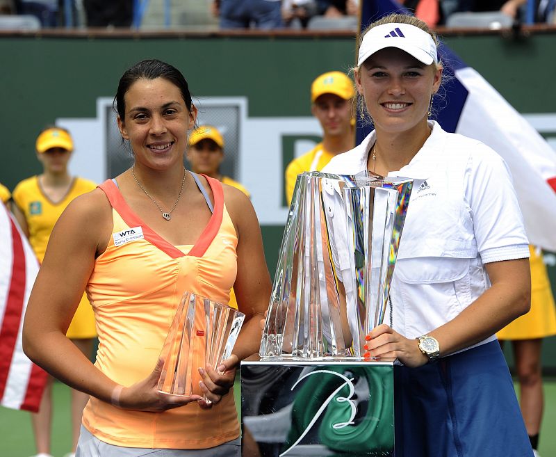 Wozniacki se lleva Indian Wells en el cuadro femenino ante Bartoli