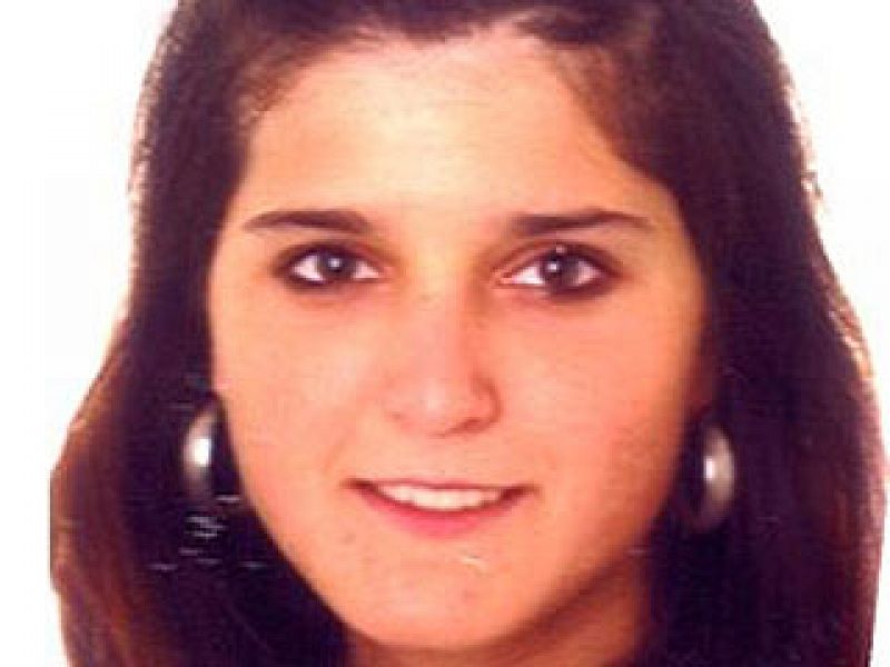 Ione Lozano, la novia del presunto terrorista de la camiseta de la selección española Jon Rosales