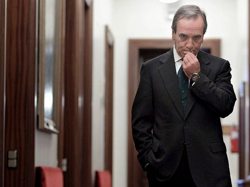 Zapatero pedirá en el Congreso permiso para actuar en Libia solo durante unas semanas