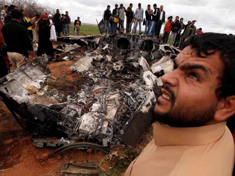 Un avión F-15 de EE.UU. se estrella en territorio libio por un fallo técnico