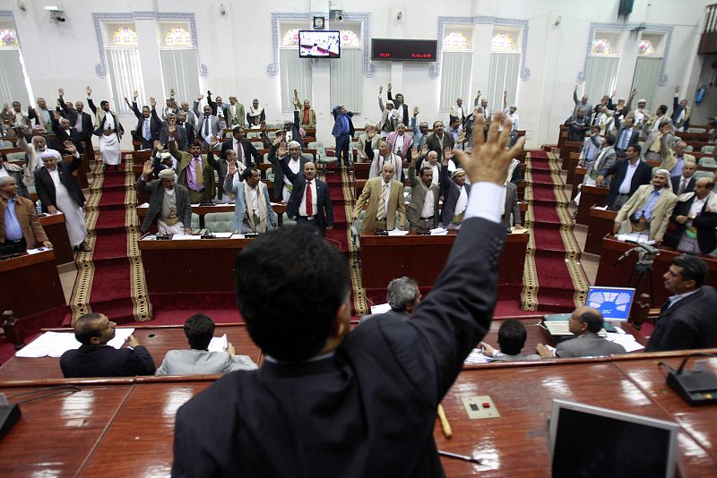 El presidente de Yemen propone convocar elecciones presidenciales antes de fin de año