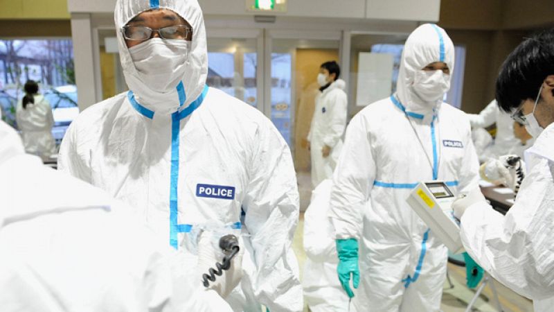 Hospitalizan a dos trabajadores de Fukushima por su exposición a niveles altos de radioactividad