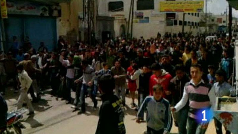 Las protestas contra el régimen se extienden por Siria y mueren más de 10 personas