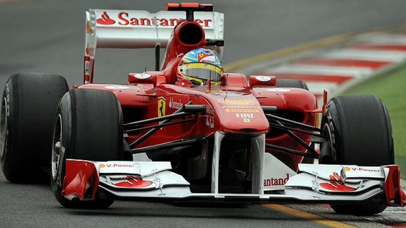 Vettel y Hamilton en primera línea de parrilla, Alonso en tercera