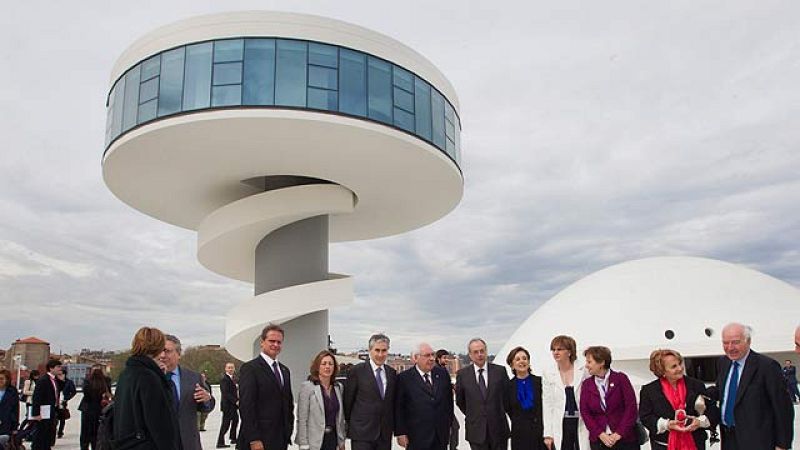 El centro cultural Niemeyer se abre al mundo como un lugar para el diálogo entre culturas