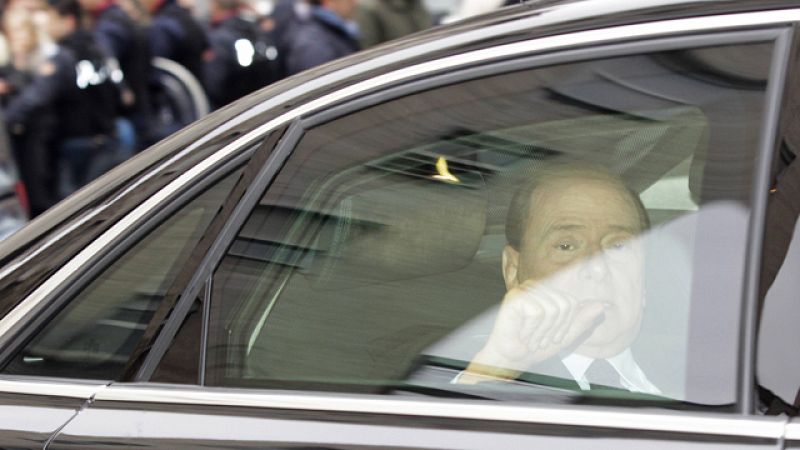 Silvio Berlusconi vuelve a los tribunales por primera vez desde 2003