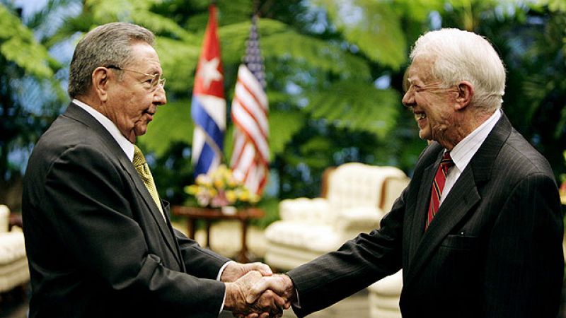 Raúl Castro reitera a Carter la disposición de Cuba a dialogar con EE.UU., pero sin condicionamientos