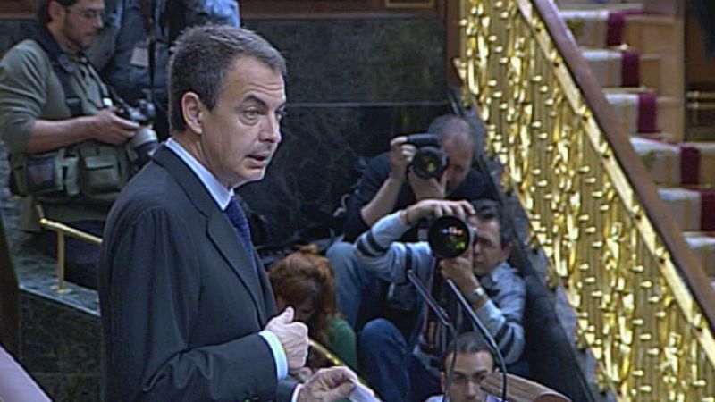 Zapatero admite que la recuperación "se sostiene" a ritmo "insuficiente" para crear empleo