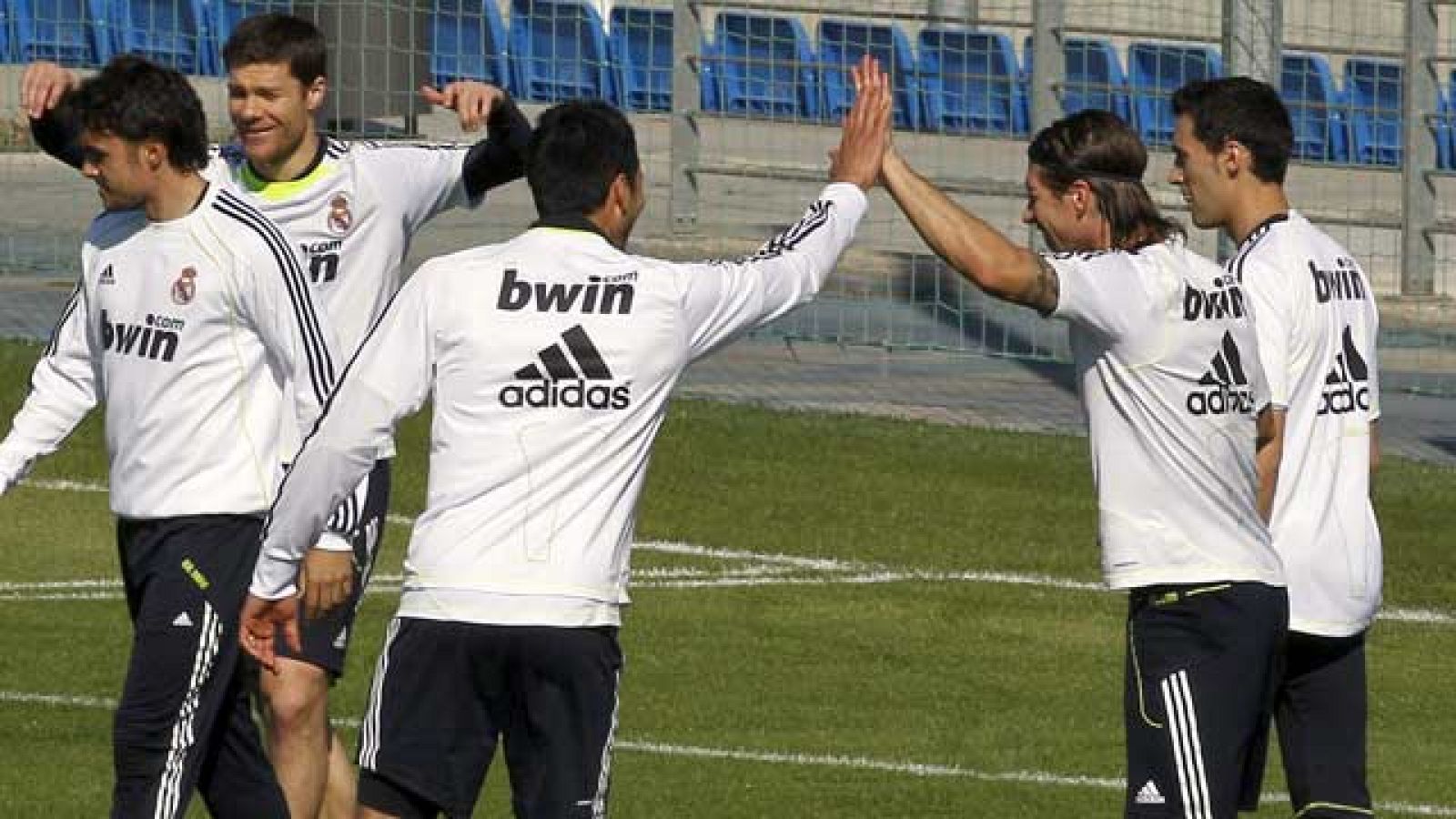 El Santiago Bernabéu vuelve a acoger un partido crucial para la lucha del Real Madrid por la Liga. El partido ante el Sporting se caracterizará por las bajas de ambos equipos.