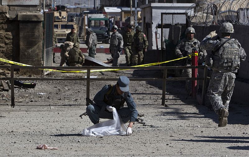 Al menos diez muertos en el segundo día de protestas en Afganistán contra la quema del Corán
