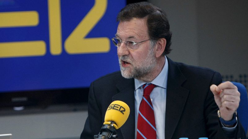 Rajoy cree que Zapatero deja sumida a España en una "interinidad" y pide elecciones anticipadas