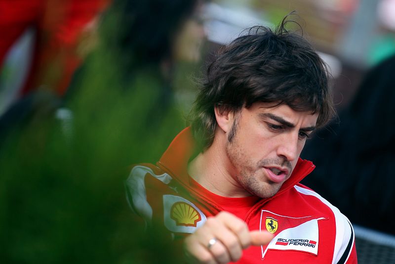 Alonso: "El coche tendrá novedades el domingo, pero nada significativo"