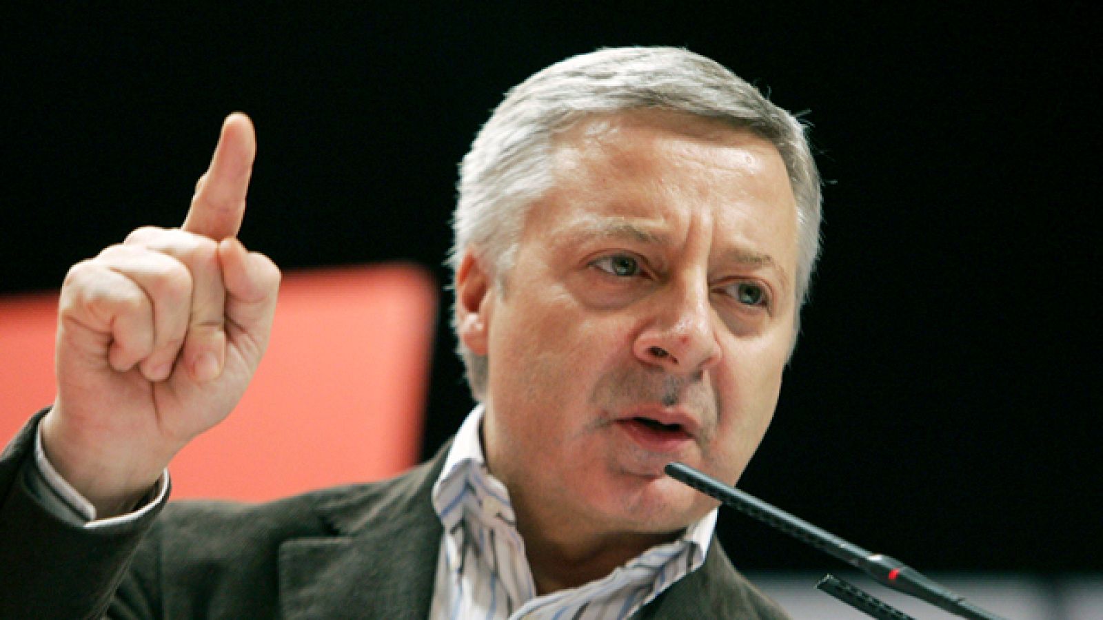 El PSOE critica las listas del PP en la Comunidad Valenciana