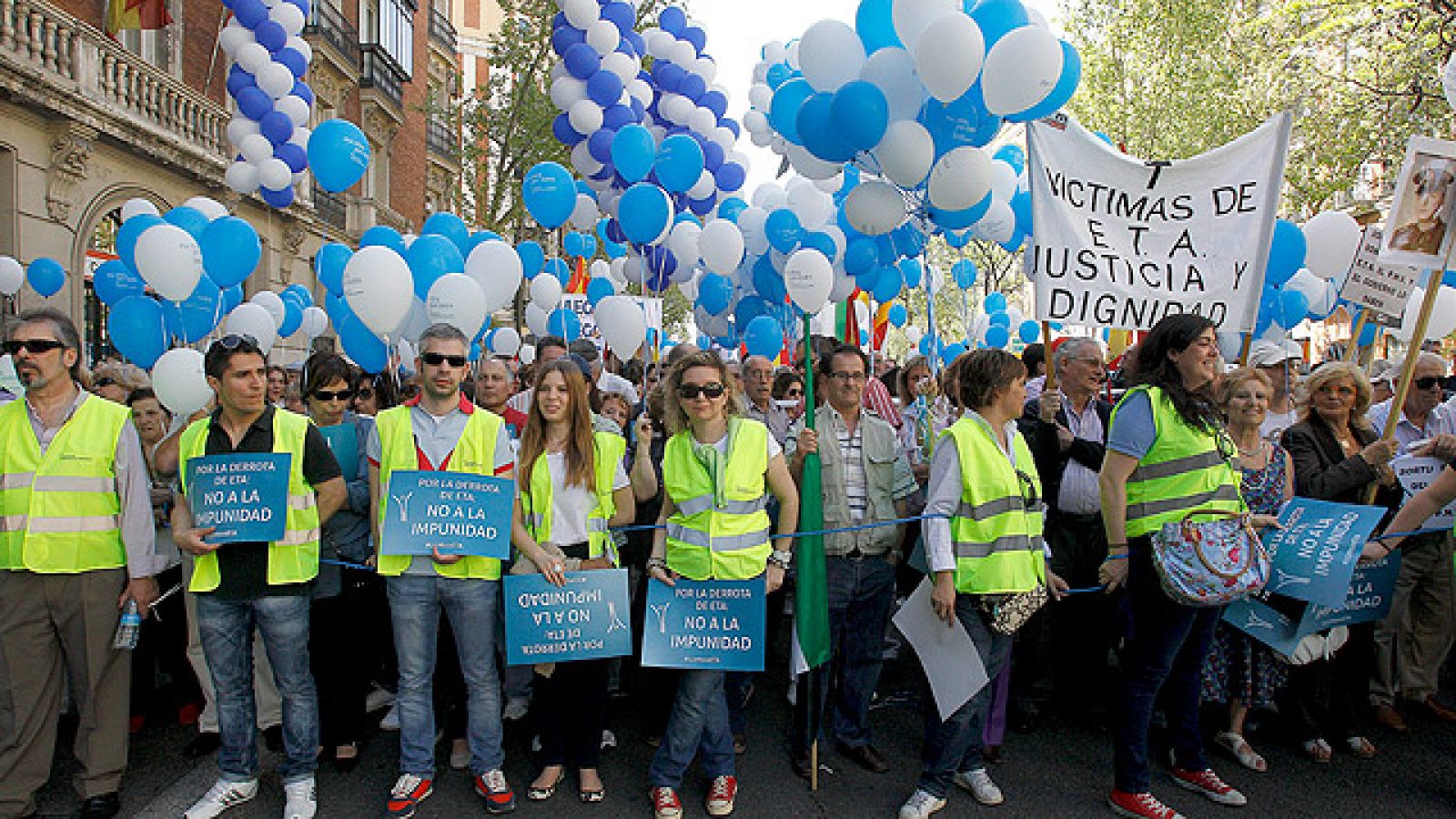Manifestación de la AVT para que ETA no vaya a las urnas