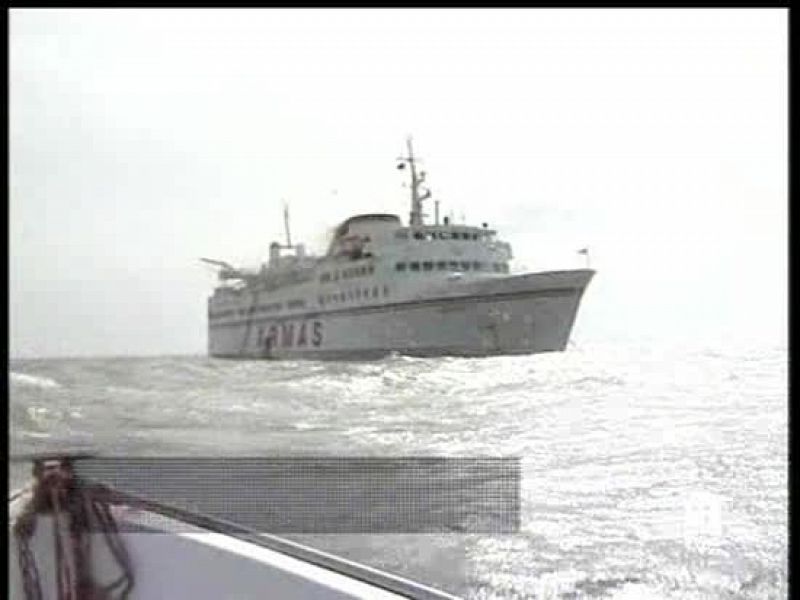Las condiciones climatológicas están dificultando el salvamento del ferry en Marruecos