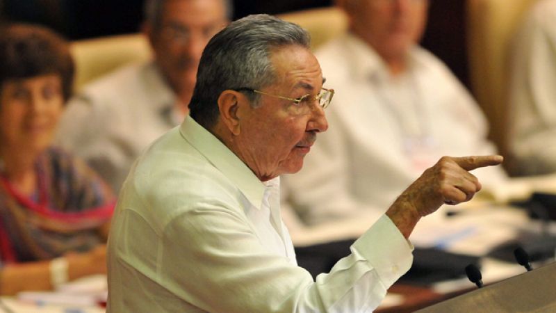 Raúl Castro propone limitar los mandatos políticos en Cuba a 10 años consecutivos