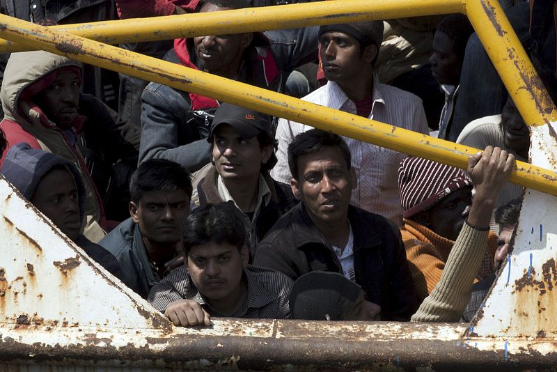 Llega a Lampedusa una embarcación con 760 inmigrantes procedentes de Libia