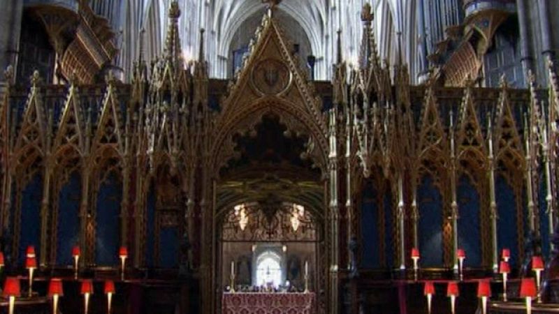 Los famosos y los amigos ganan por goleada a los políticos y la realeza en la lista de invitados