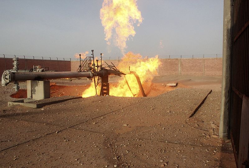 Atacan un gasoducto egipcio en el Sinaí que suministra energía a Israel