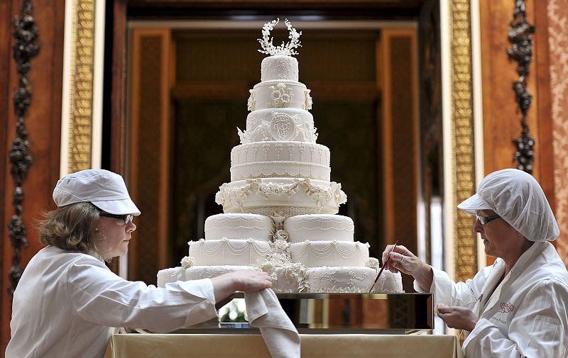 El menú de la boda real: más de 10.000 tipos de canapés, cocina inglesa y dos tartas nupciales