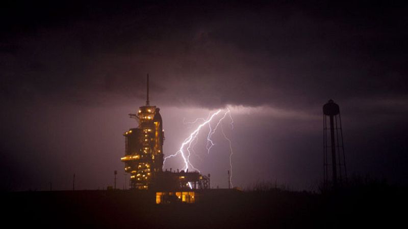 La NASA aplaza de nuevo el lanzamiento del transbordador espacial Endeavour
