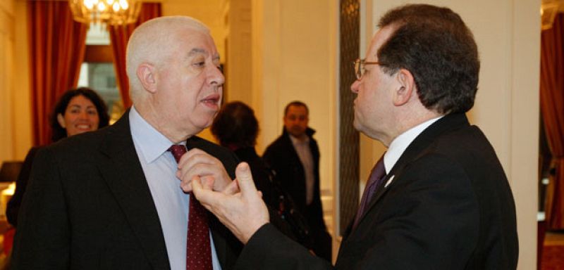 El vicepresidente del BCE admite desconfianza de los mercados en las medidas anticrisis de la la UE