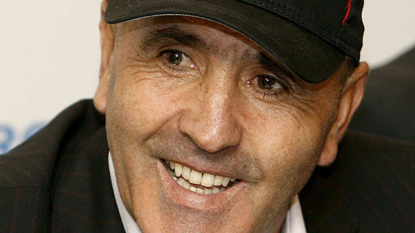 La salud de Severiano Ballesteros ha empeorado en las últimas horas y se encuentra sedado en su domicilio, con las constantes vitales controladas.