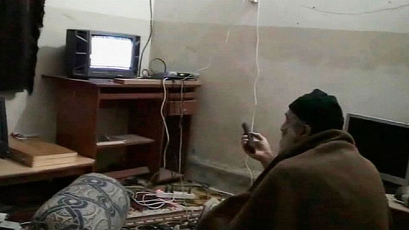 El Pentágono muestra cinco vídeos caseros de Bin Laden en su casa de Pakistán