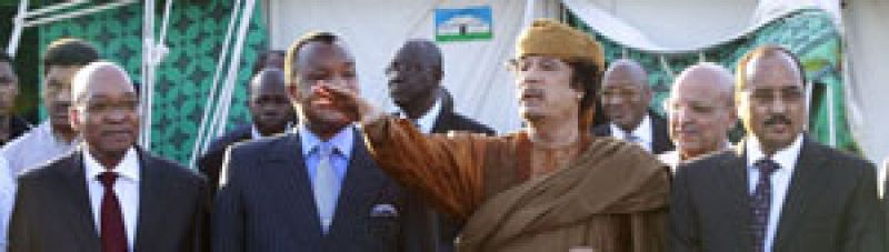 La OTAN, tras el último bombardeo: "No sabemos si Gadafi está vivo o muerto"