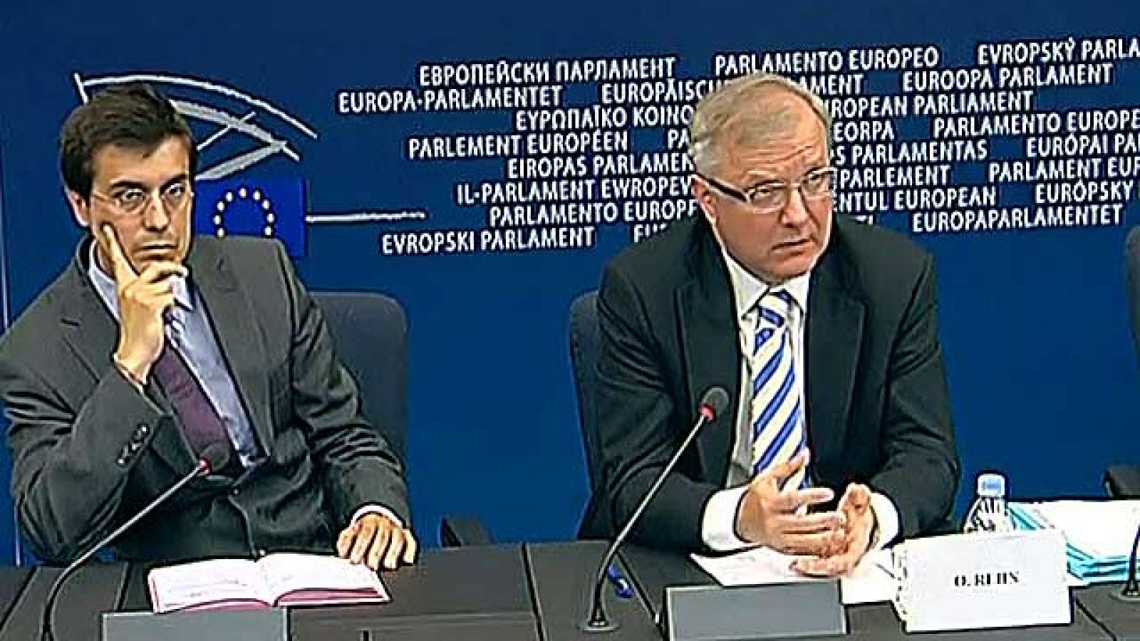 La Comisión Europea busca una salida para Grecia y aprueba el rescate de Portugal