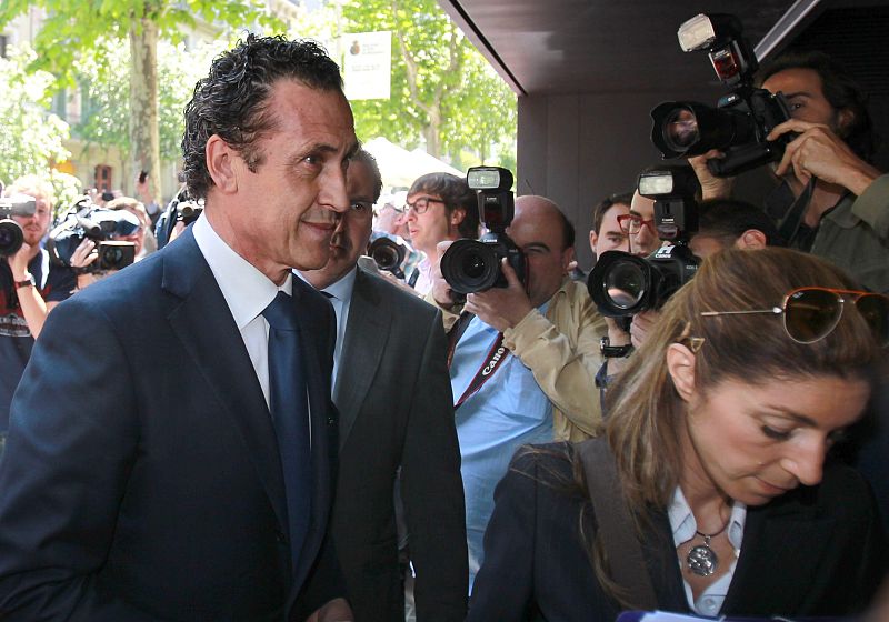 Valdano y Mourinho suben de nuevo los decibelios