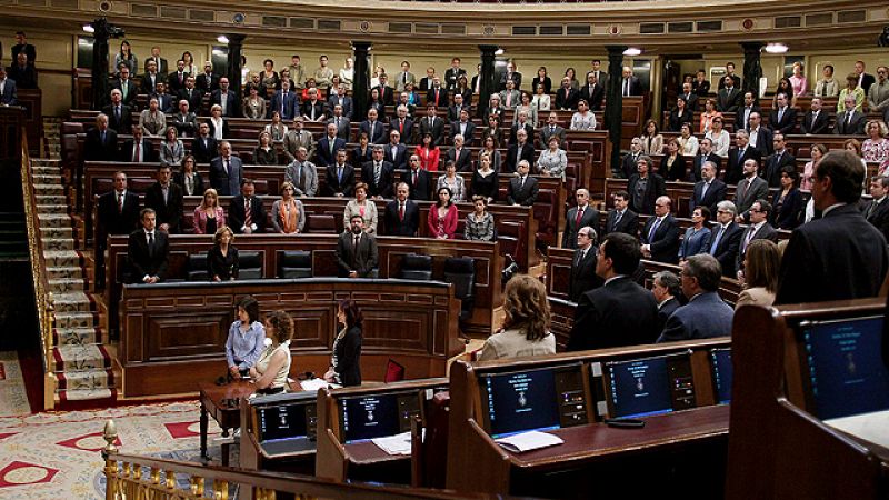 Los partidos suspenden los actos de campaña, pero acuden a Lorca por el terremoto