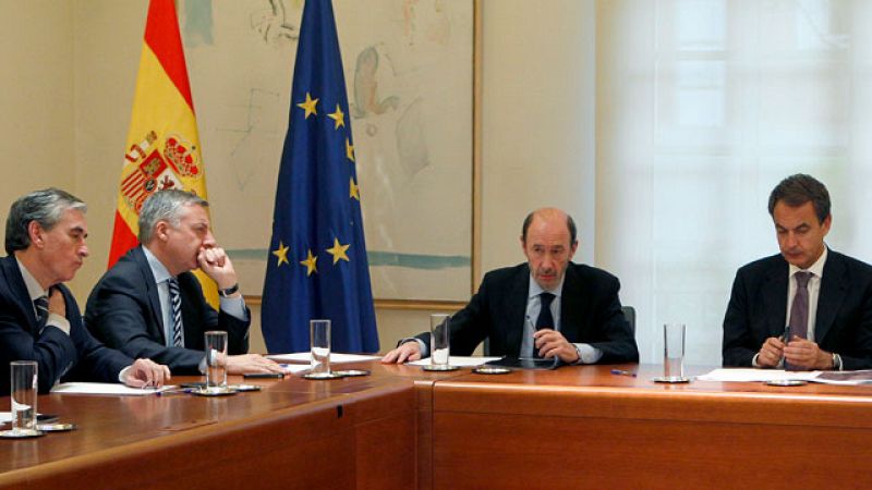 El Gobierno decreta dos días de luto y desgrana un plan de medidas para recuperar "rápido" Lorca