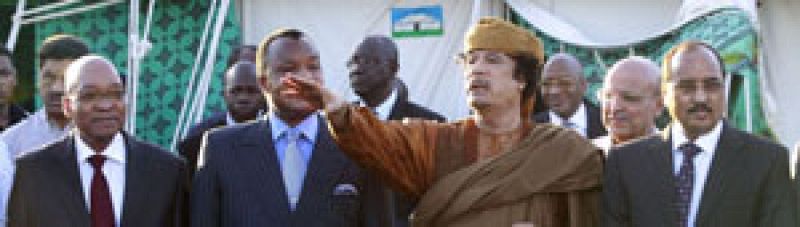 El régimen libio contradice a Italia y asegura que Gadafi está en Trípoli con "muy buena salud"