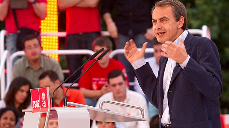 Zapatero niega recortes tras el 22-M y ve "bien" a un PSOE que inicia la "remontada"