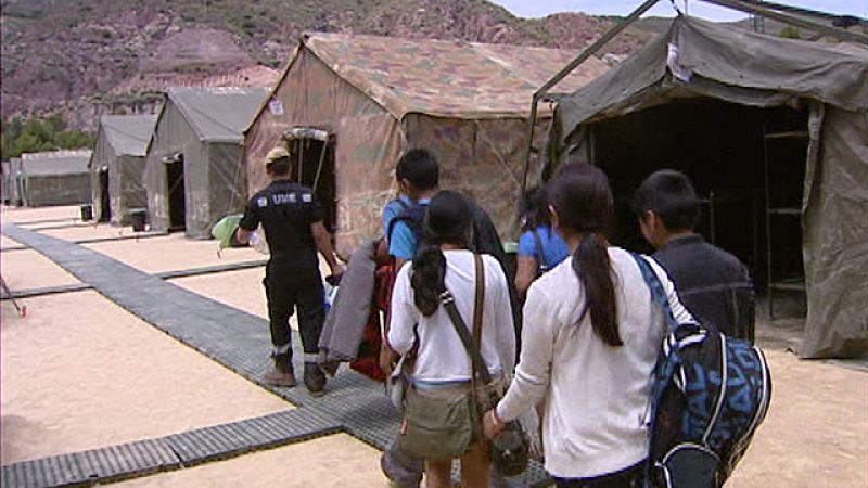 Unas mil personas, casi todas extranjeras, ocupan ya el nuevo campamento de Lorca