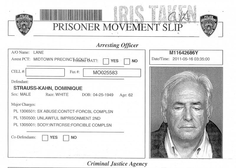 Strauss-Kahn llega al tribunal que decidirá este jueves si sale en libertad bajo fianza