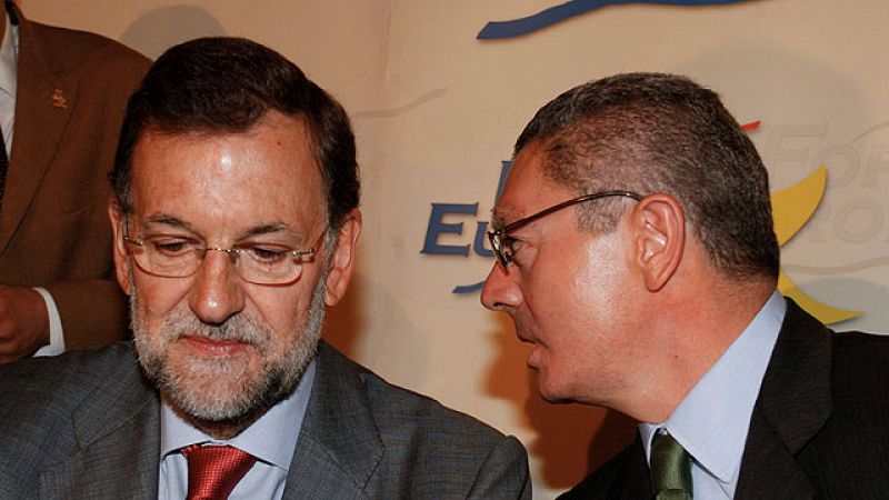 Rajoy: "En democracia se quita a los malos gobiernos con el voto valiente"