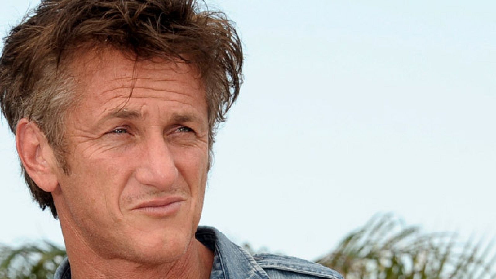Cannes recibe a un desganado Sean Penn | Ver