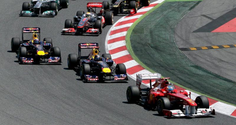 Nueva victoria de Vettel ante un impotente Alonso